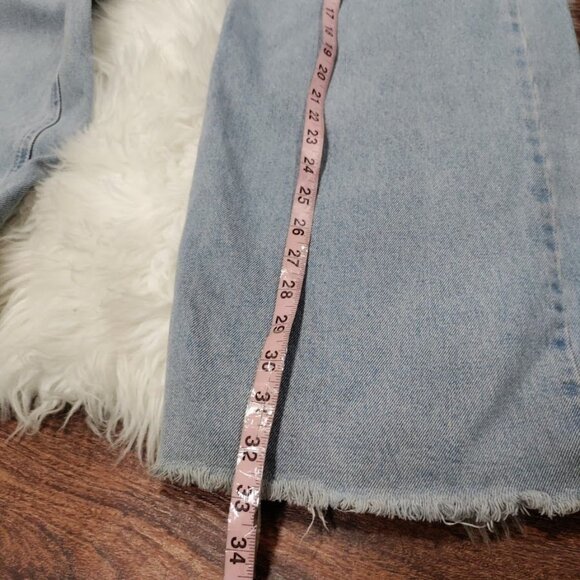 White Fox Light Blue Raw Hem Wide Leg Denim Jeans Size Medium - Picture 11 of 13